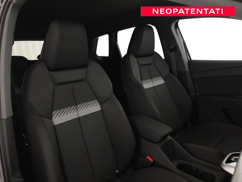 Audi Q4 e-tron 40 204CV Custom Edition