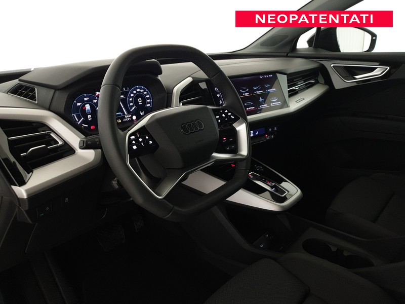 Audi Q4 e-tron 40 204CV Custom Edition