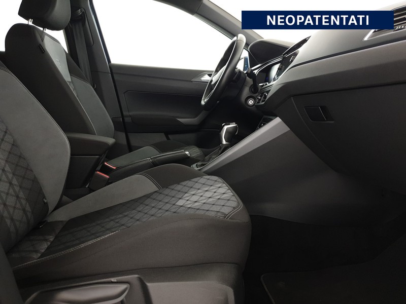 Volkswagen Polo 1.0 tsi r-line 110cv dsg