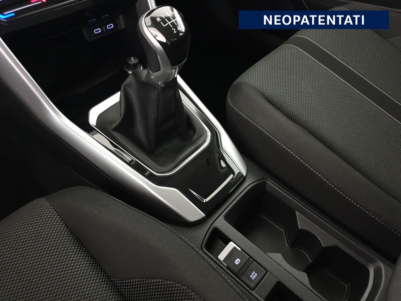 Volkswagen T-Roc 1.0 tsi life 110cv