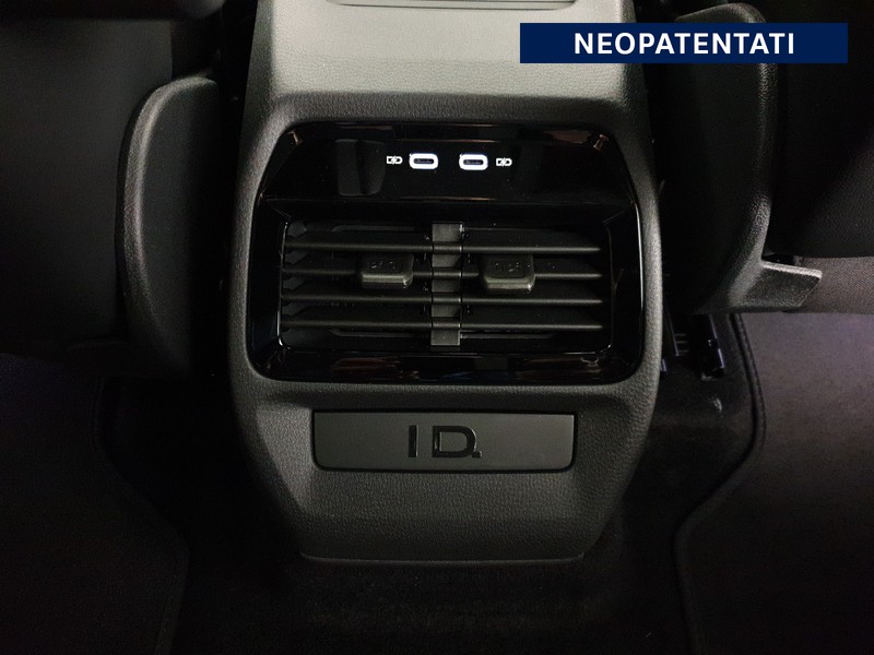 Volkswagen ID.4 PURE BATTERIA DA 52KWH (NET) 125 KW