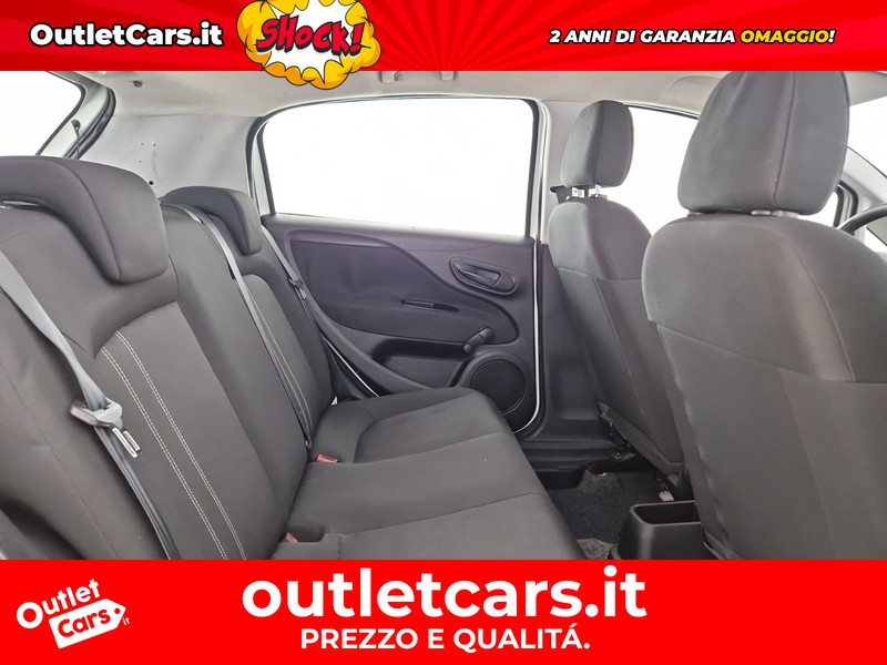 Fiat Punto 5p 1.2 young c/navi,radio
