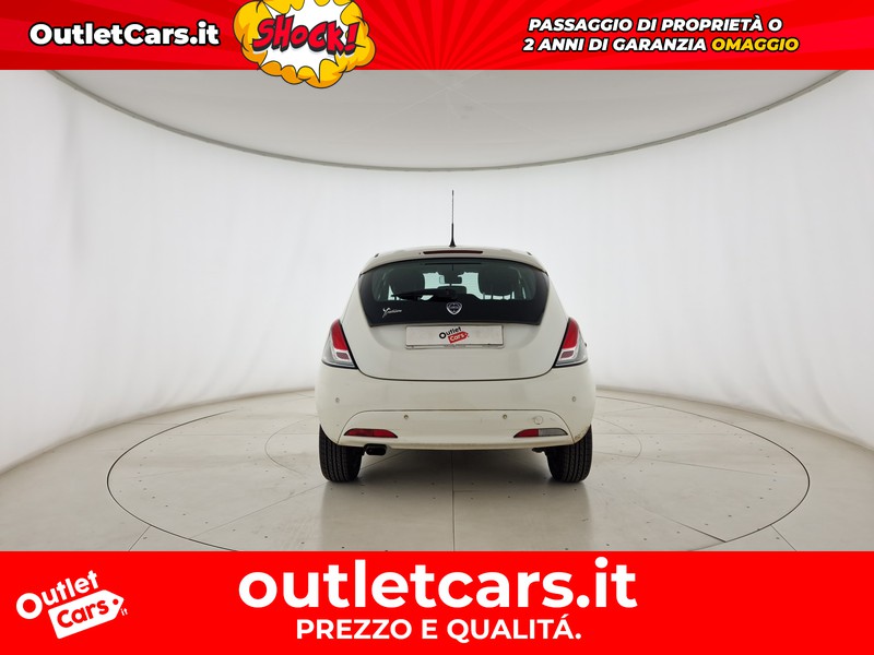 Lancia Ypsilon 1.2 silver 69cv