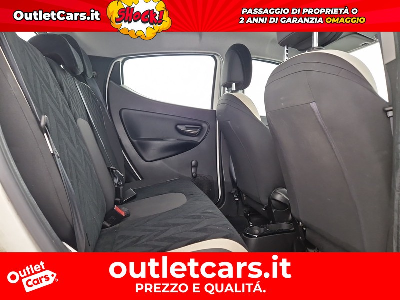 Lancia Ypsilon 1.2 silver 69cv