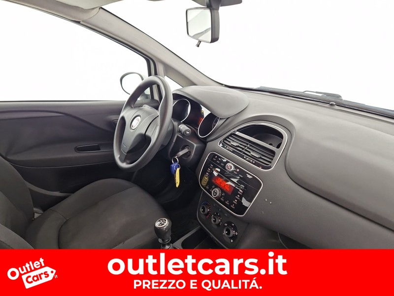Fiat Punto 5p 1.2 young c/navi,radio