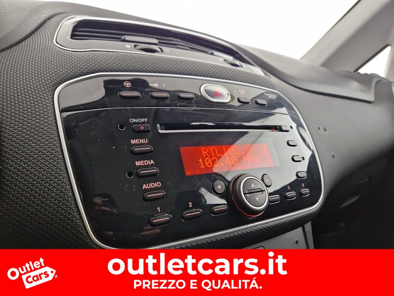 Fiat Punto 5p 1.2 young c/navi,radio