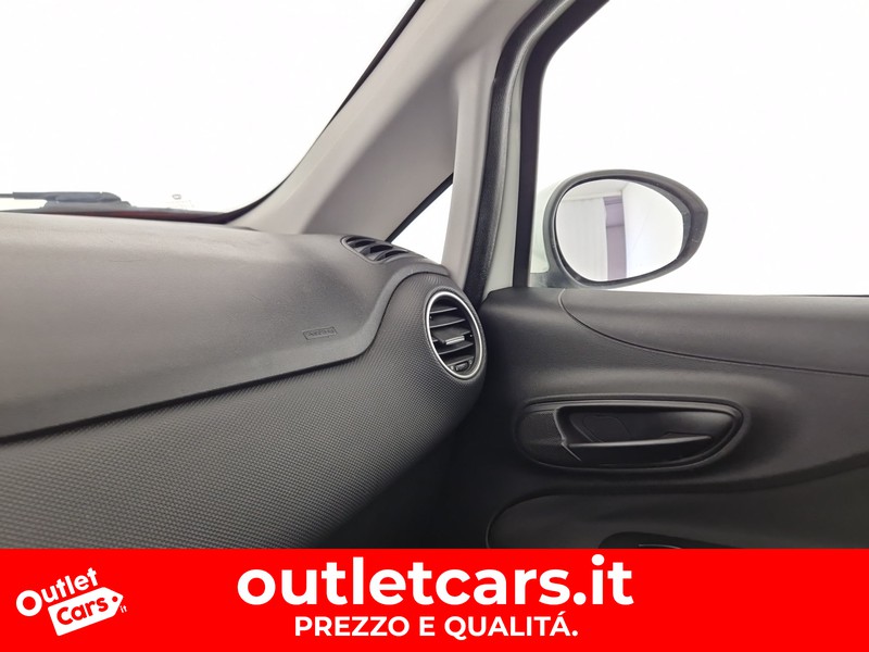 Fiat Punto 5p 1.2 young c/navi,radio