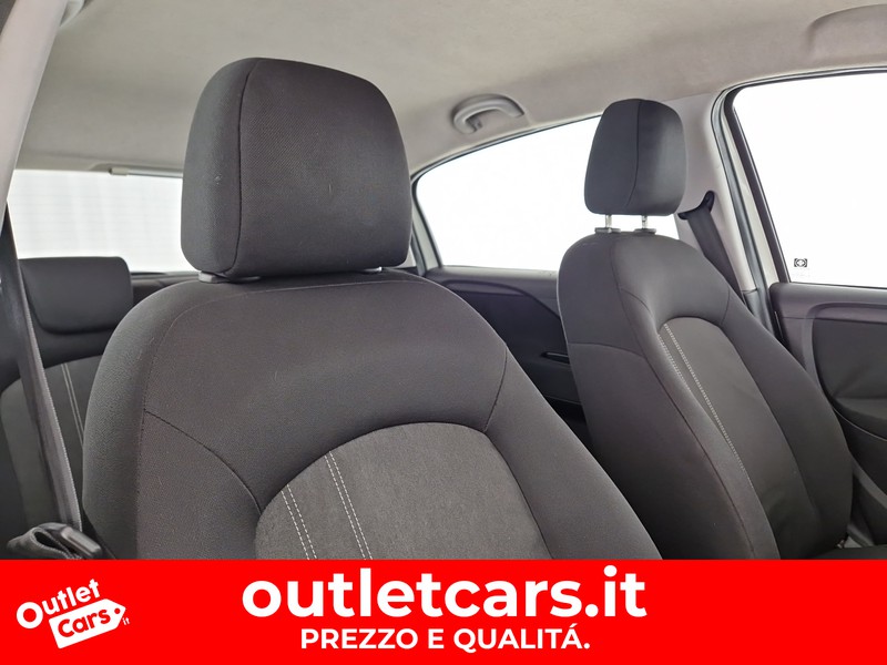Fiat Punto 5p 1.2 young c/navi,radio
