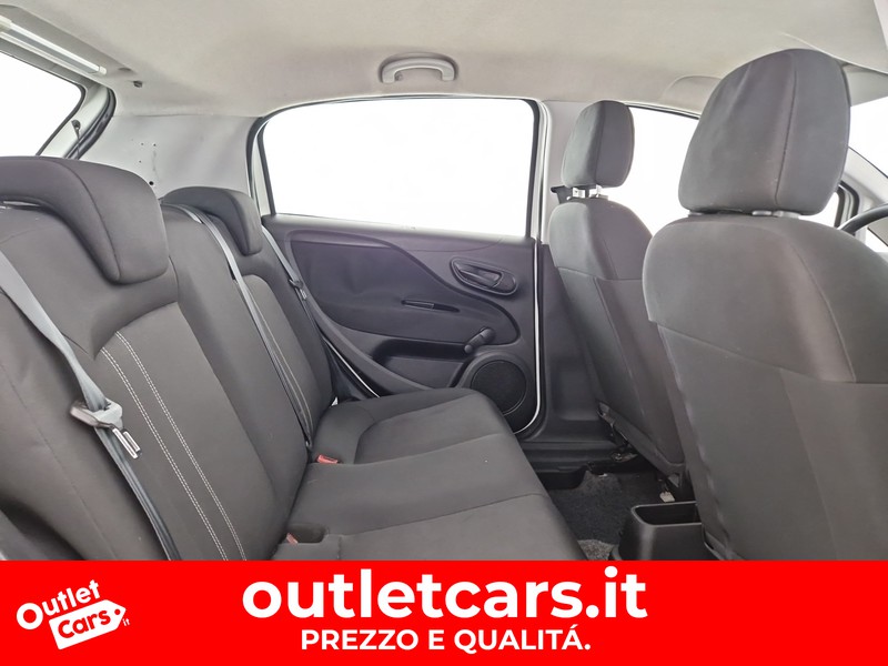 Fiat Punto 5p 1.2 young c/navi,radio