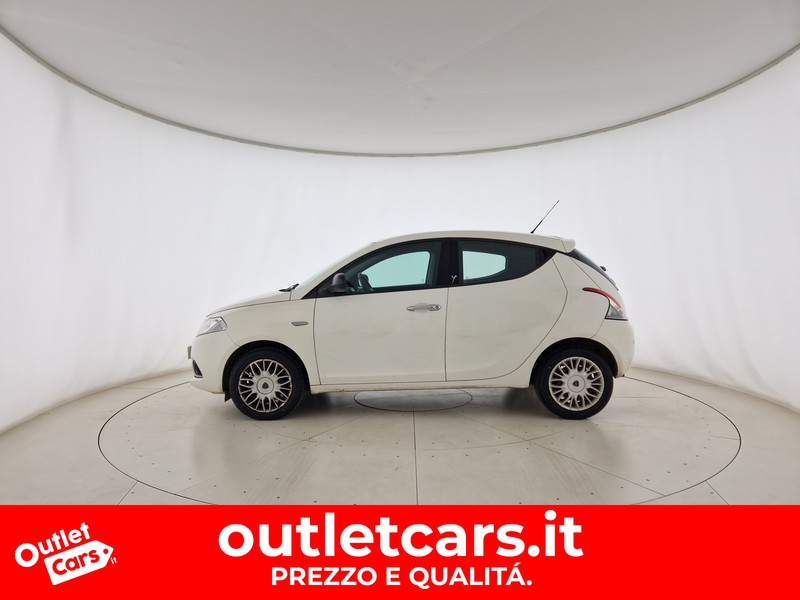 Lancia Ypsilon 1.2 silver 69cv