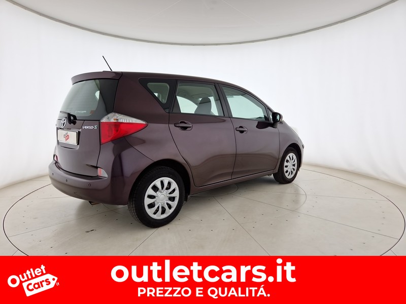 Toyota Verso-S 1.3 active (mt)