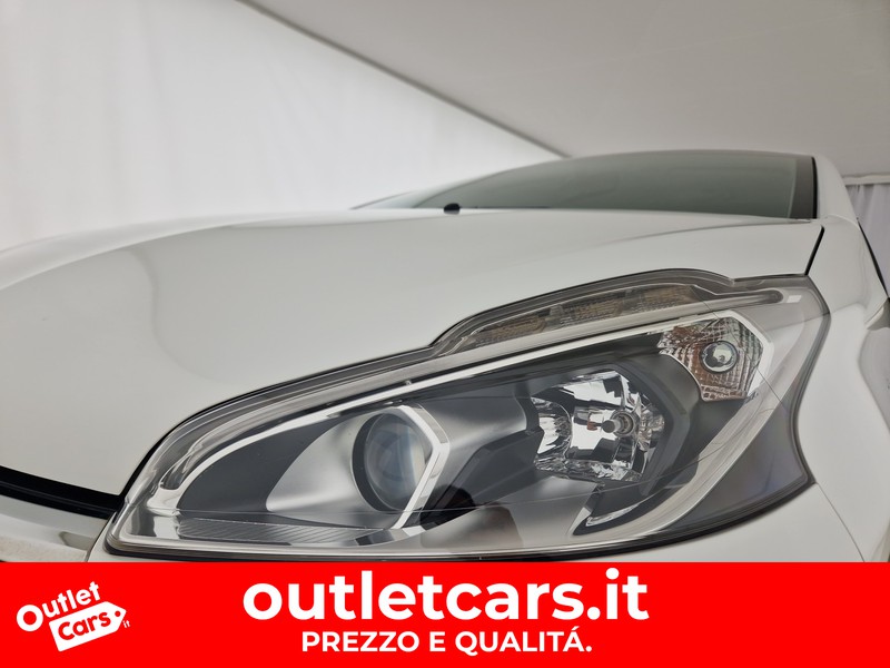 Peugeot 208 1.2 PURETECH ACTIVE5P 82 CV