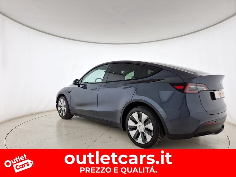 Tesla Model Y long range dual motor awd