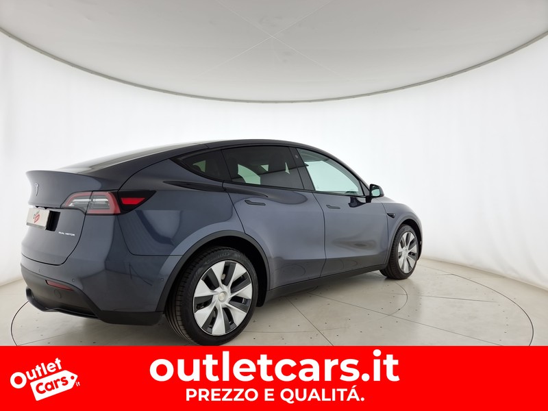 Tesla Model Y long range dual motor awd