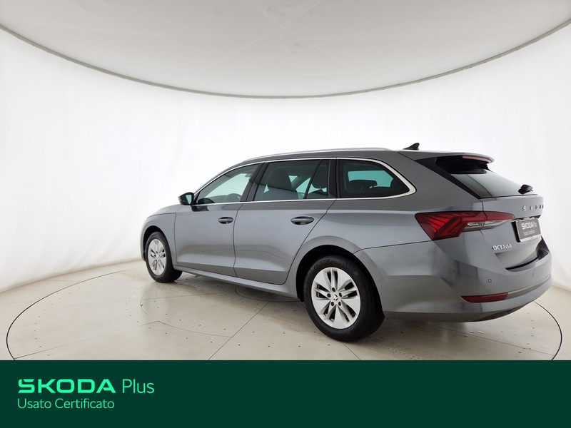 Skoda Octavia wagon 1.5 e-tec executive dsg