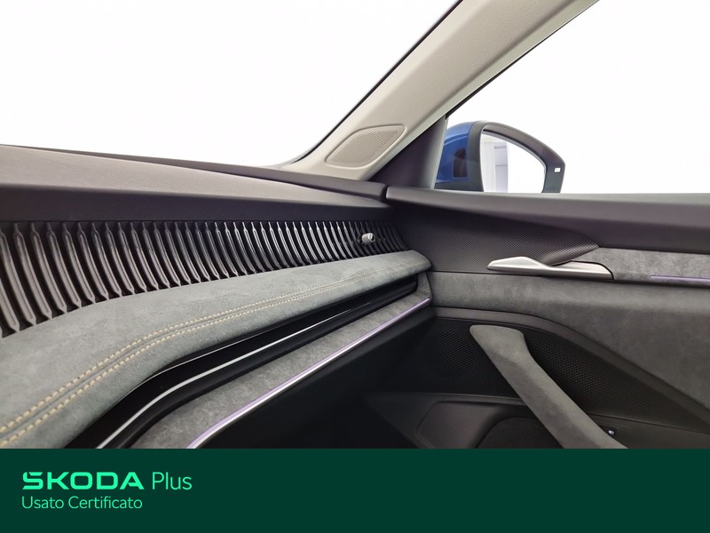 Skoda Superb wagon 2.0 tdi style 150cv dsg