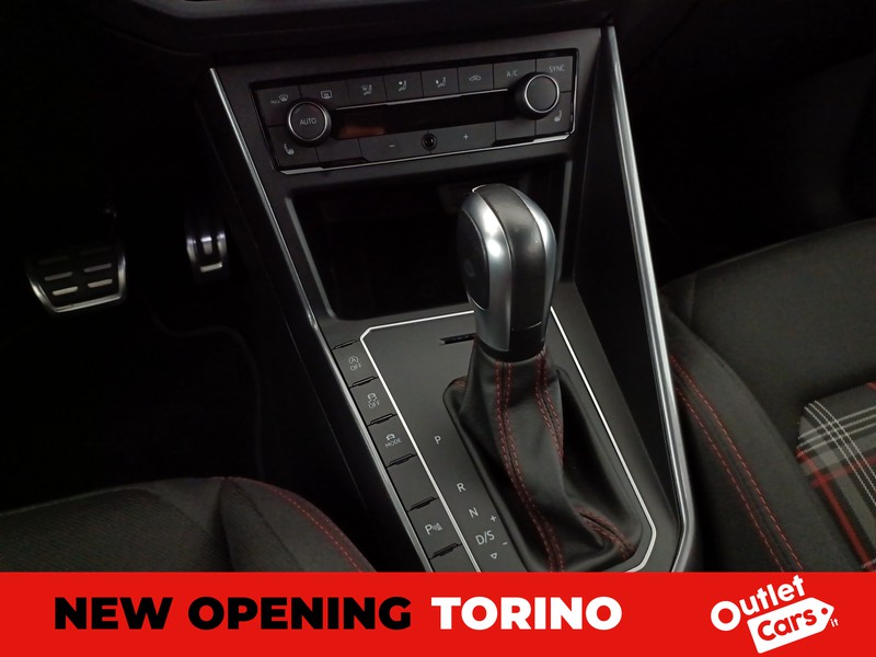 Volkswagen Polo 2.0 tsi gti dsg