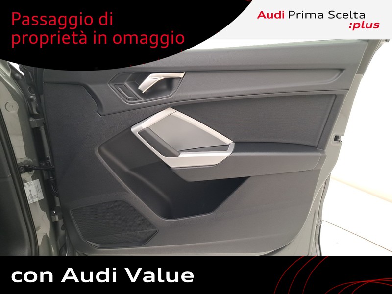 Audi Q3 35 1.5 tfsi business advanced s-tronic