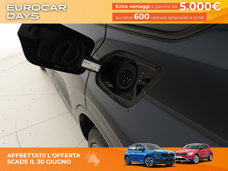 Volkswagen Touareg 3.0 v6 tsi ehybrid r 462cv auto