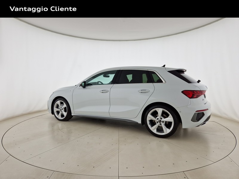 Audi A3 sportback 35 2.0 tdi s line edition s-tronic