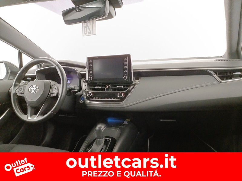 Toyota Corolla 2.0h style cvt
