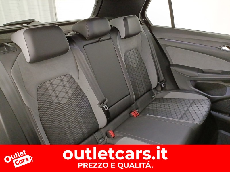 Volkswagen Golf 2.0 tdi r-line 150cv dsg