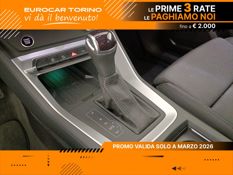 Audi Q3 35 1.5 tfsi identity black s-tronic