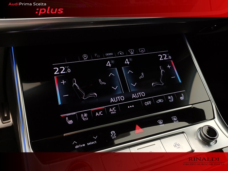 Audi RS6 avant 4.0 mhev performance quattro tiptronic