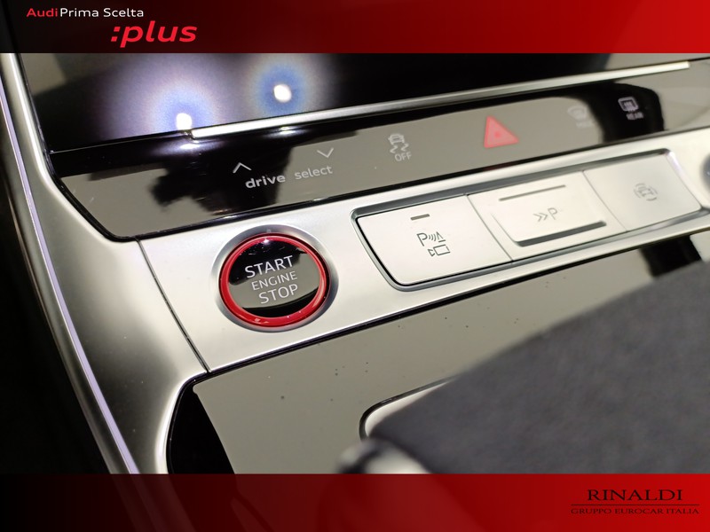 Audi RS6 avant 4.0 mhev performance quattro tiptronic