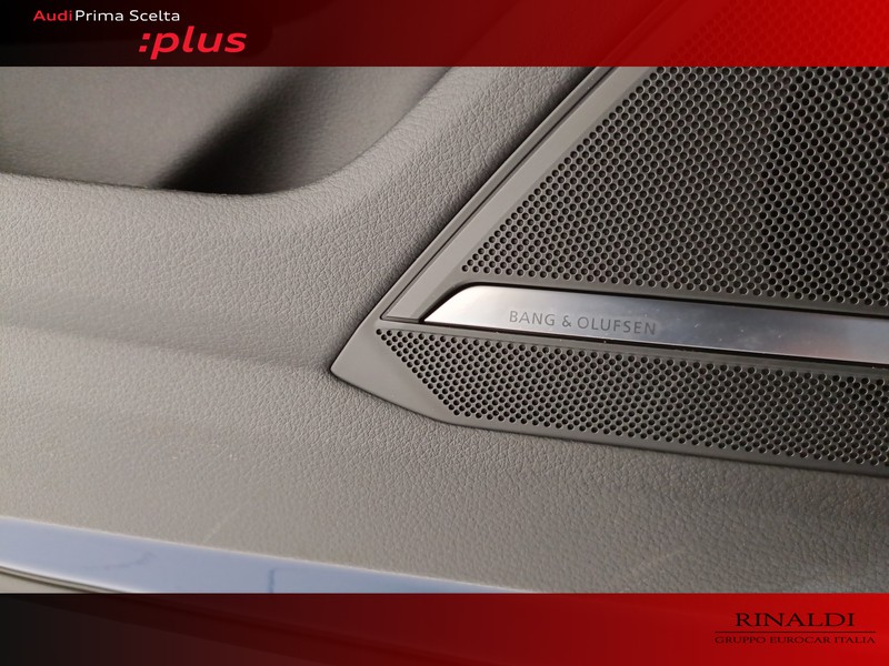 Audi RS6 avant 4.0 mhev performance quattro tiptronic