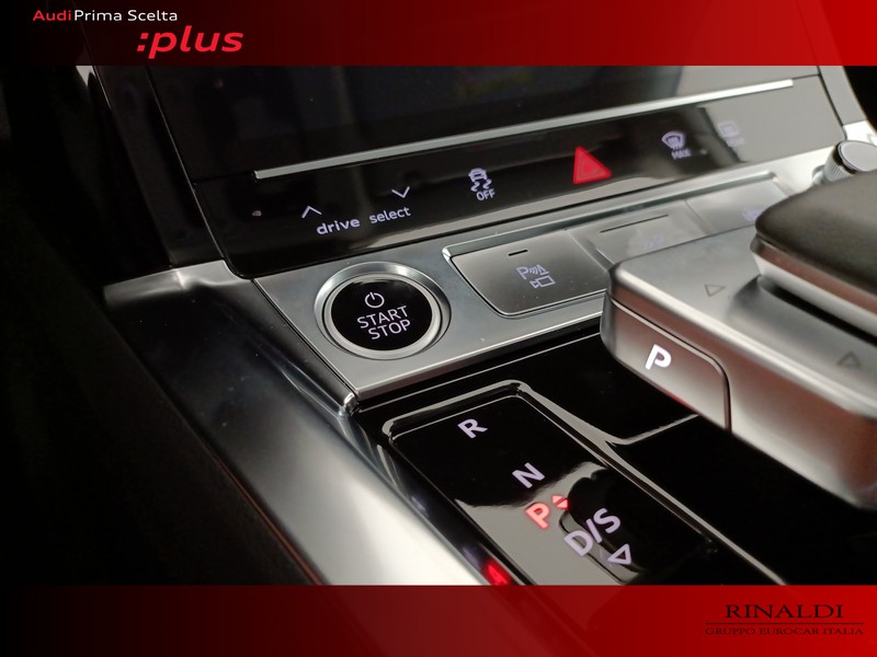 Audi Q8 e-tron 55 s line edition quattro