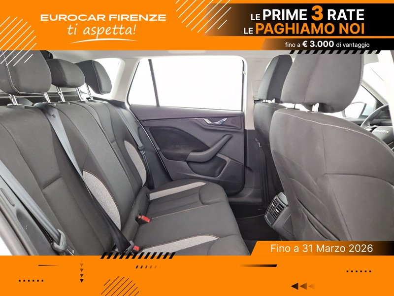 Skoda Kamiq 1.0 tsi selection 115cv