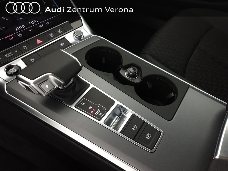 Audi A6 allroad 40TDI 204CV Q. Str Listino: 75.846€