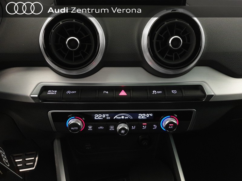 Audi SQ2 2.0TFSI 300CV Q. Str Sport Attitude L: 66.115€