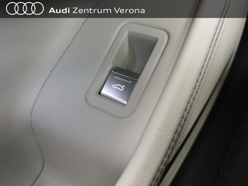 Audi A8 50TDI 286CV Q. Str L: 158.605